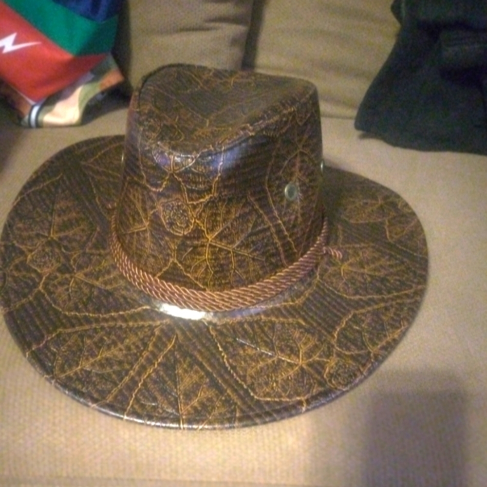 Cowboy style Hat! New!